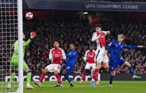 Arsenal đánh bại Dinamo Zagreb tại cúp C1