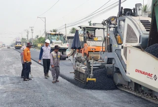 Khẩn trương tiến độ thi công các công trình trọng điểm