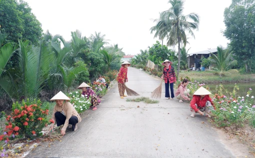 Tiêu biểu trong tuyên truyền, vận động xây dựng nông thôn mới