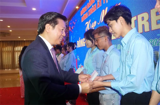 Đồng hương Bến Tre tại TP. Cần Thơ họp mặt mừng xuân Ất Tỵ 2025