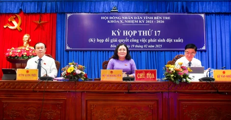 Kỳ họp thứ 17  HĐND tỉnh, khoá X thông qua 15 nghị quyết quan trọng