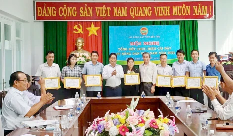 Tổng kết thực hiện cài đặt App Nông dân Việt Nam năm 2024