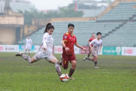 Phong Phú Hà Nam vững ngôi đầu