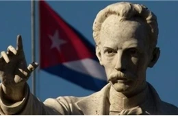 Tưởng niệm Anh hùng dân tộc Cuba José Martí Pérez