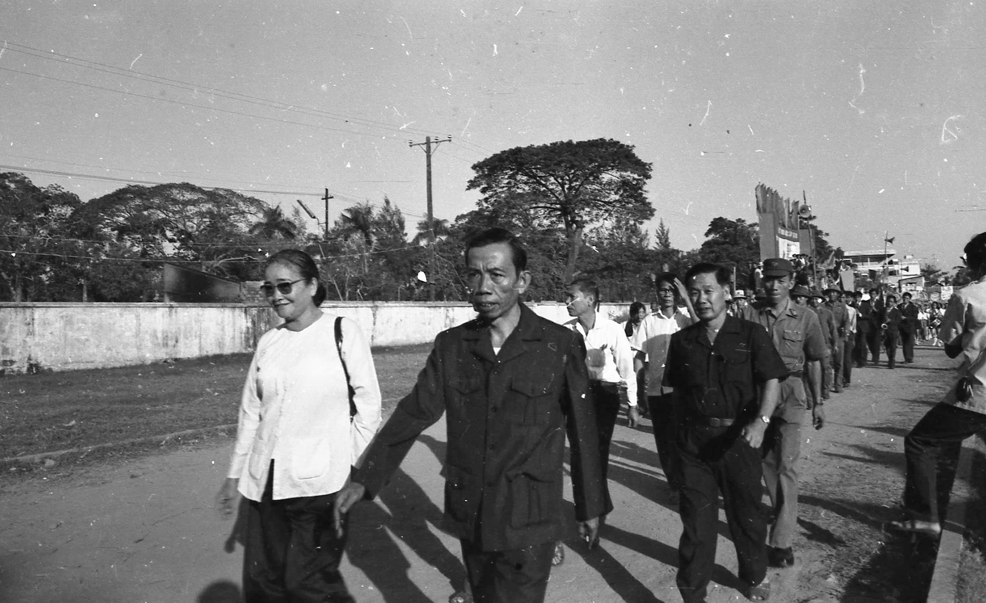 Bà Nguyễn Thị Định dự mít-tinh kỷ niệm 18 năm Ngày Bến Tre Đồng khởi, năm 1978.