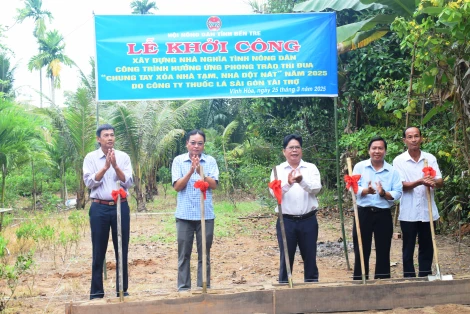 Khởi công xây dựng nhà “Nghĩa tình nông dân” cho hội viên nghèo