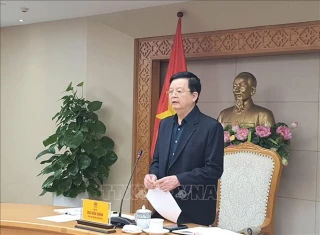 Sắp xếp bộ máy nhưng không làm gián đoạn công việc, chấn chỉnh người làm việc cầm chừng