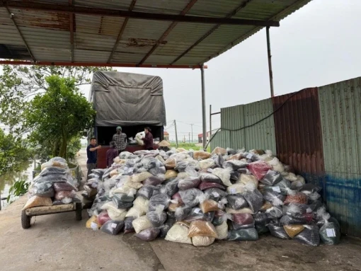 Triệt phá đường dây sản xuất, thu giữ 100 tấn thực phẩm chức năng giả