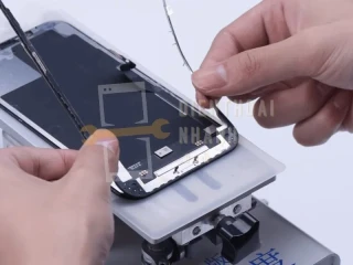 Khi nào cần thay kính cảm ứng iPhone