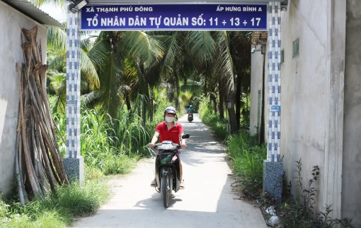 Tổ NDTQ số 13 ấp Hưng Bình A, xã Thạnh Phú Đông đoàn kết xây dựng đời sống văn hóa ở khu dân cư
