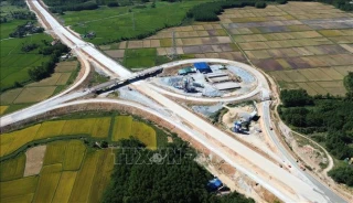 Thủ tướng Chính phủ yêu cầu đẩy nhanh tiến độ phân bổ, giải ngân vốn đầu tư công 2025