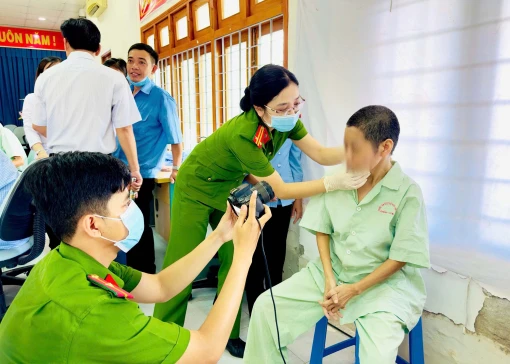 Công an tỉnh cấp căn cước cho đối tượng bảo trợ xã hội, tâm thần