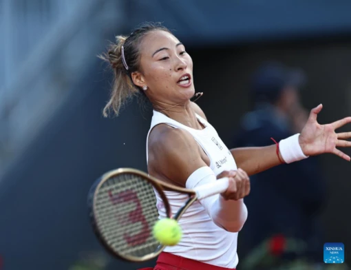 Tay vợt số 1 Trung Quốc vào tứ kết Rome Masters