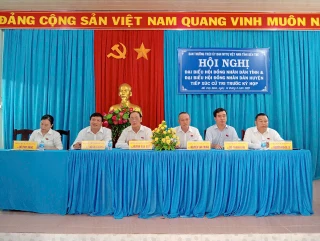 Đại biểu HĐND tỉnh, huyện tiếp xúc cử tri các huyện