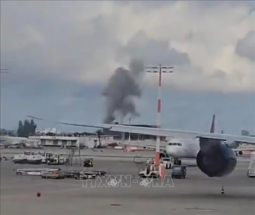 Chỉ trong 24 giờ Houthi 3 lần nã tên lửa vào sân bay Israel