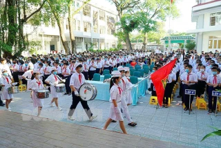 Công nhận và khen thưởng 207 học sinh giỏi lớp 8 năm học 2024-2025
