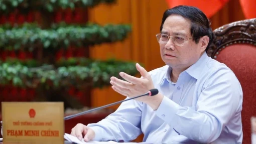 Thủ tướng yêu cầu bổ sung chế tài xử lý người nổi tiếng quảng cáo sai sự thật