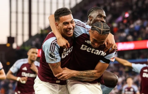 Aston Villa cạnh tranh nghẹt thở vé dự Champions League