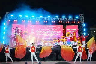 Chương trình nghệ thuật 'Hồ Chí Minh - đẹp nhất tên Người'