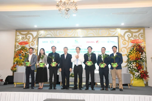 Phát huy vai trò trung tâm kết nối trong tiểu vùng duyên hải đồng bằng sông Cửu Long
