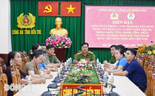 Diễn đàn Công nhân, người lao động trong công an nhân dân góp ý xây dựng Đảng trong sạch