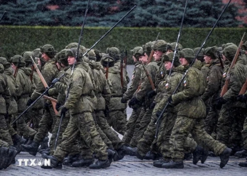 Quân đội Nga tiến đến biên giới tỉnh Dnepropetrovsk của Ukraine