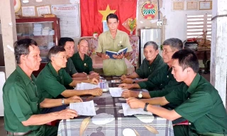 Hội Cựu chiến binh thị trấn Tiệm Tôm gương mẫu học tập và làm theo Bác