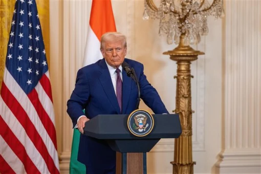 Tổng thống Trump bất ngờ thay đổi quyết định về việc áp thuế 50% với EU