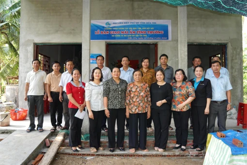 Hội Liên hiệp Phụ nữ tỉnh bàn giao 2 căn nhà mái ấm tình thương tại xã Châu Bình