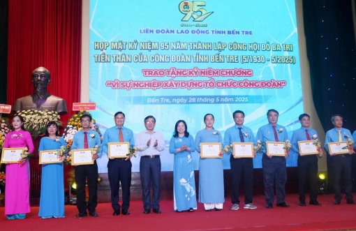 Họp mặt kỷ niệm 95 năm thành lập Công hội đỏ Ba Tri - Tiền thân của Công đoàn tỉnh Bến Tre