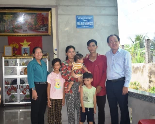 Ba Tri tập trung cho công tác xóa nhà tạm, nhà dột nát