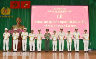 Công an tỉnh thăng cấp bậc hàm, nâng bậc lương năm 2025