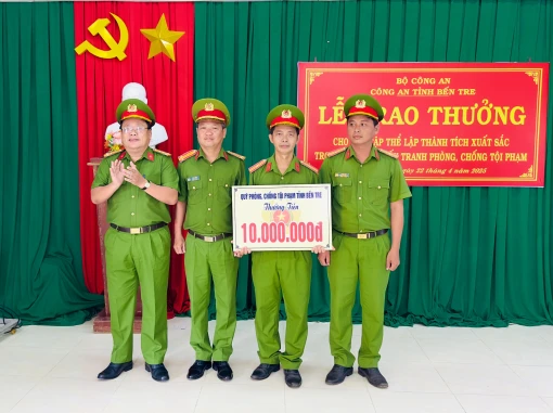 Công an cấp xã phát huy vai trò trong đấu tranh phòng chống tội phạm
