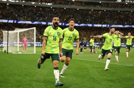 Australia chắc chắn có vé dự World Cup sau trận thắng khó tin Nhật Bản