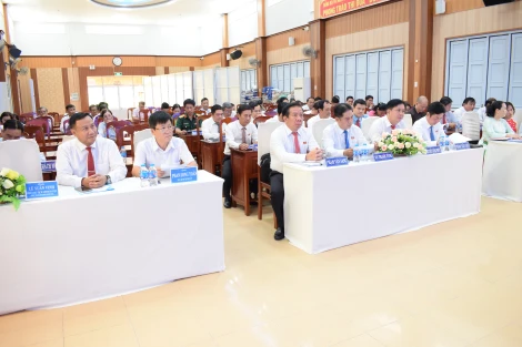 Kỳ họp thứ 18, HĐND huyện Châu Thành thông qua 4 nghị quyết