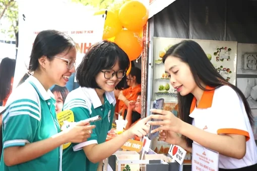 Bỏ trung cấp, đổi thành 'trung học nghề': Cần làm rõ giá trị của văn bằng Bỏ trung cấp, đổi thành 'trung học nghề': Cần làm rõ giá trị của văn bằng