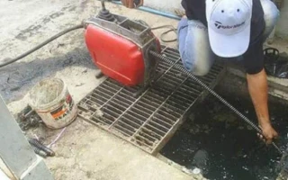 Bí quyết thông cống nhanh - sạch - gọn cho nhà ở Quận 5
