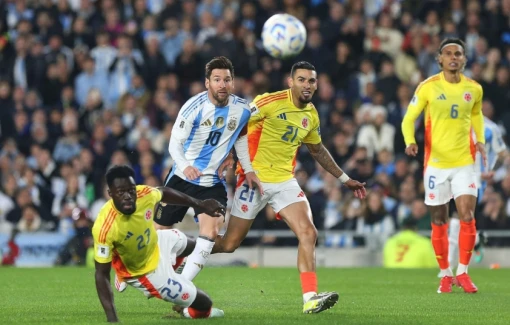 Argentina chật vật thoát hiểm trước Colombia