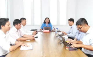 Bí thư Tỉnh ủy - Chủ tịch HĐND tỉnh Hồ Thị Hoàng Yến tiếp công dân lệ kỳ tháng 6 tại huyện Mỏ Cày Nam