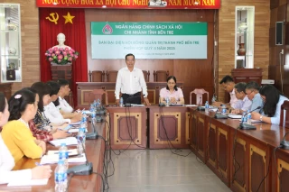 Ban đại diện Hội đồng quản trị Ngân hàng Chính sách xã hội thành phố sơ kết quý II-2025