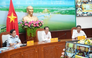 Tổng kết đợt cao điểm đấu tranh ngăn chặn, đẩy lùi tình trạng buôn lậu gian lận thương mại, hàng giả