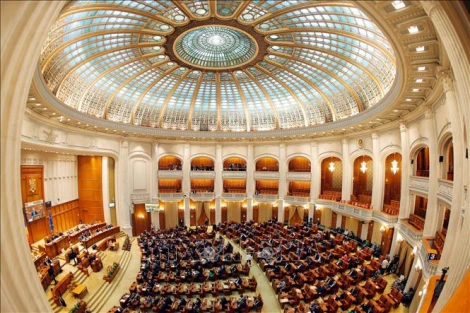 Romania thành lập liên minh cầm quyền mới