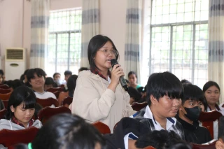 Ngày hội tư vấn hướng nghiệp phân luồng học sinh và tuyển sinh giáo dục nghề nghiệp năm 2025