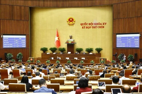 Kỳ họp thứ 9, Quốc hội khóa XV: Thông qua Luật Cán bộ, công chức (sửa đổi)