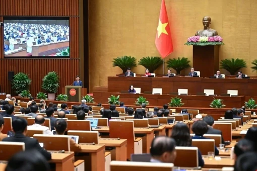 Kỳ họp thứ 9: Quốc hội thông qua 34 luật, quyết nhiều vấn đề lịch sử
