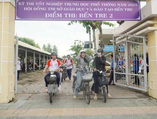 Tỷ lệ dự thi môn tự chọn đạt trên 99%