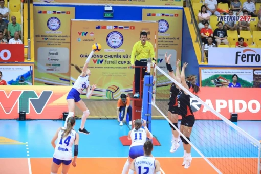 Đương kim vô địch VTV Cup thắng nhọc trận ra quân